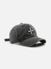Casquette de baseball avec crucifix brodé